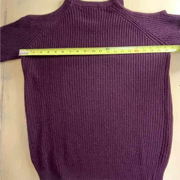 Sanctuary Cold Shoulder Sweater - Picture 5 of 6